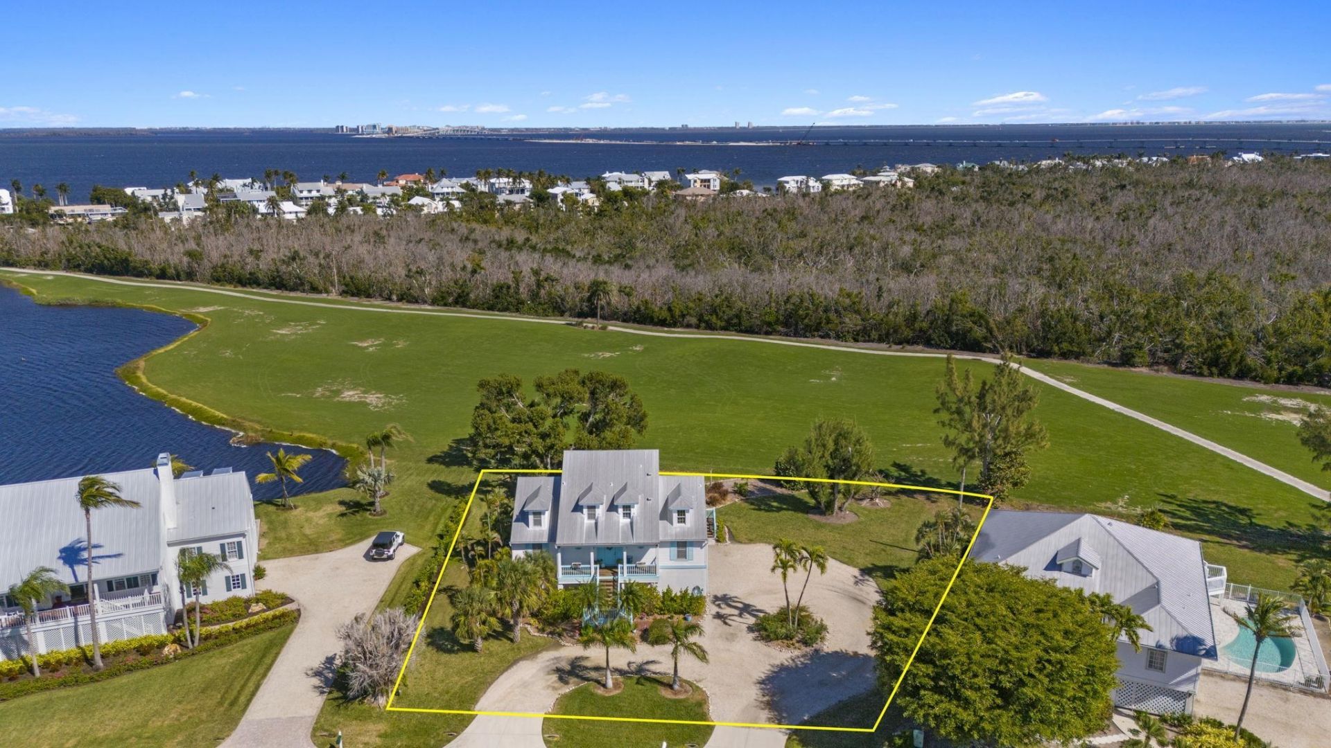 1425 Causey Ct, Sanibel, FL 33957 Photo