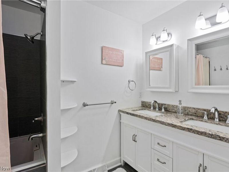 5216 Nashua Drive, Austintown, OH 44515 Photo 13