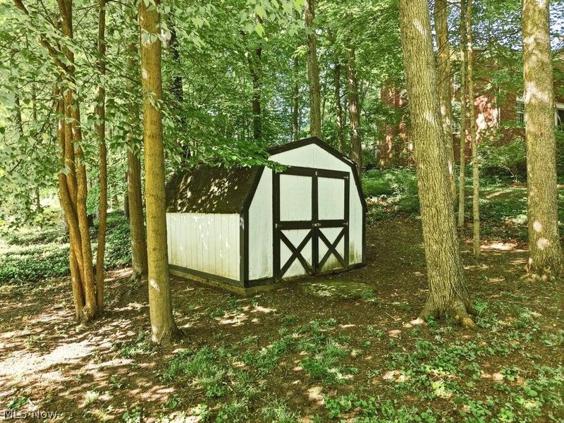 8700 Bradford Lane , Brecksville, OH 44141 Photo 35