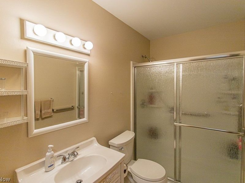 3154 Northwest Boulevard NW, Warren, OH 44485 Photo 16