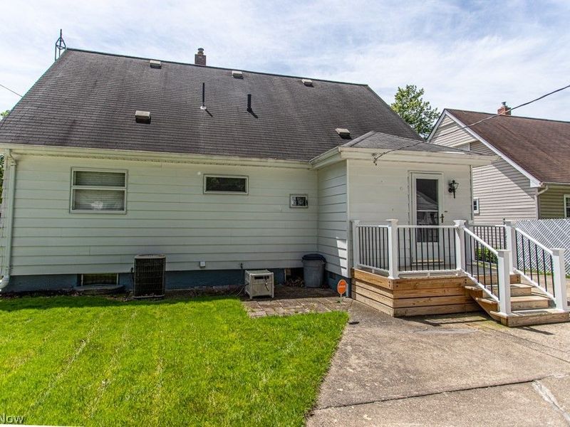 3154 Northwest Boulevard NW, Warren, OH 44485 Photo 7