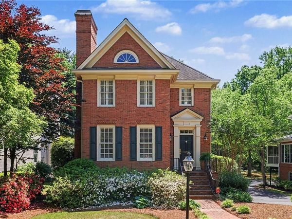 1138 Brookhaven Row NE, Brookhaven, GA 30319