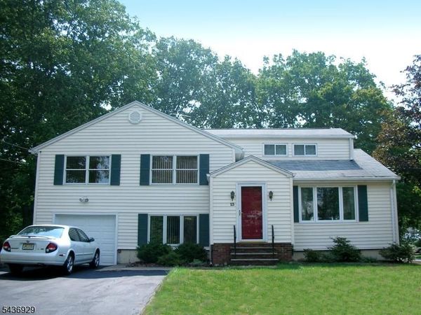 13 Taconic Rd, Livingston, NJ 07039