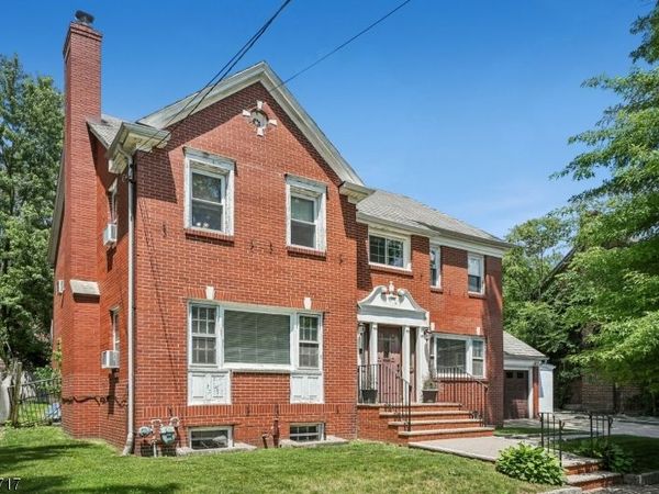 13 Van Velsor Pl, Newark, NJ 07112
