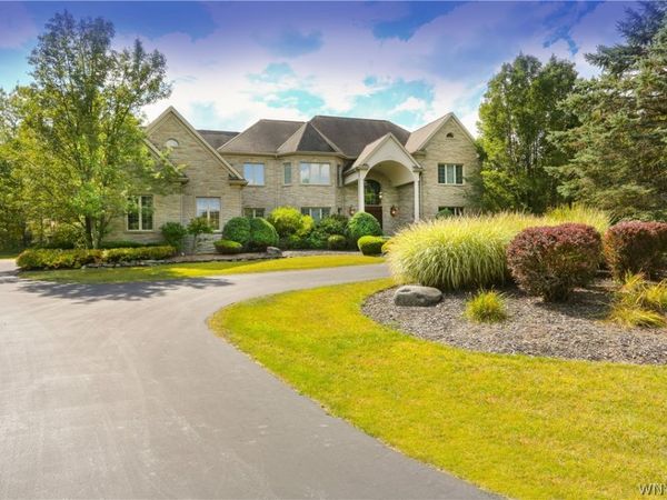 30 Timberline Drive , Elma, NY 14059