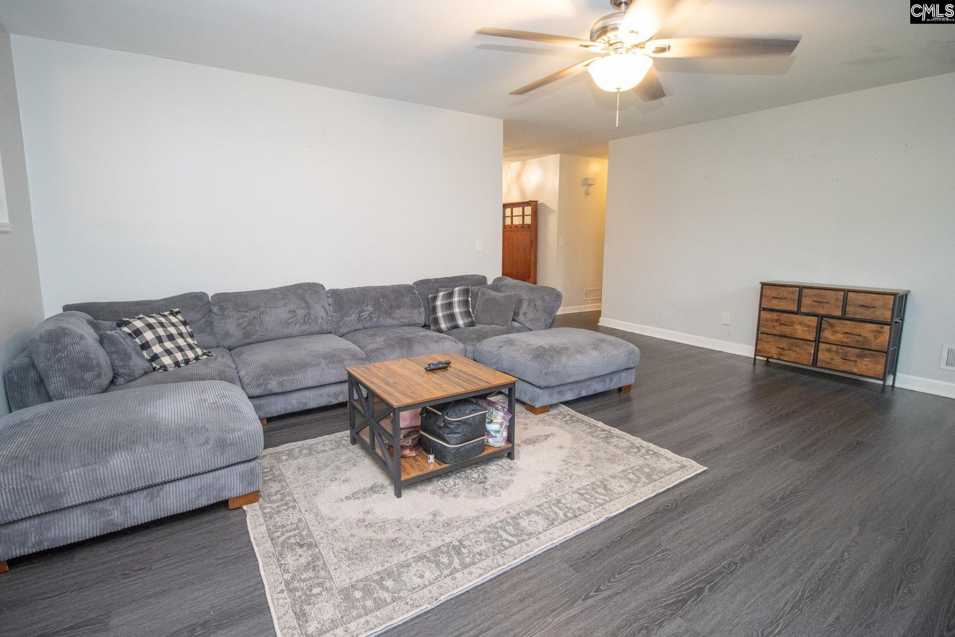 219 Finsbury Road  Photo 5