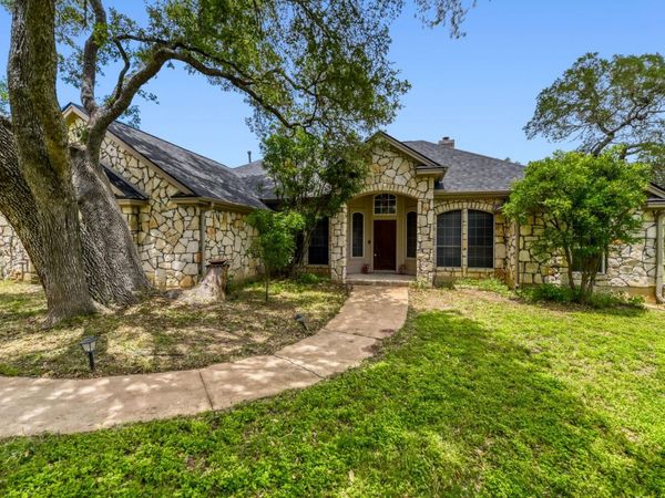 330 Humphrey DR , Buda, TX 78610