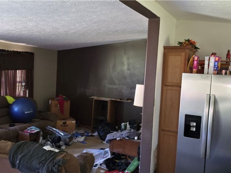 2445 Mahan Denman Road, Cortland, OH 44410 Photo 6