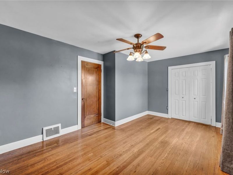 6193 N Canterbury Road , Parma, OH 44129 Photo 20