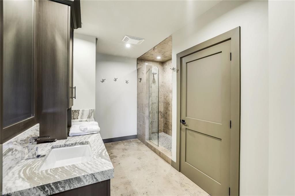 7655 Pebble Creek Cir , Unit 404, Naples, FL 34108 Photo