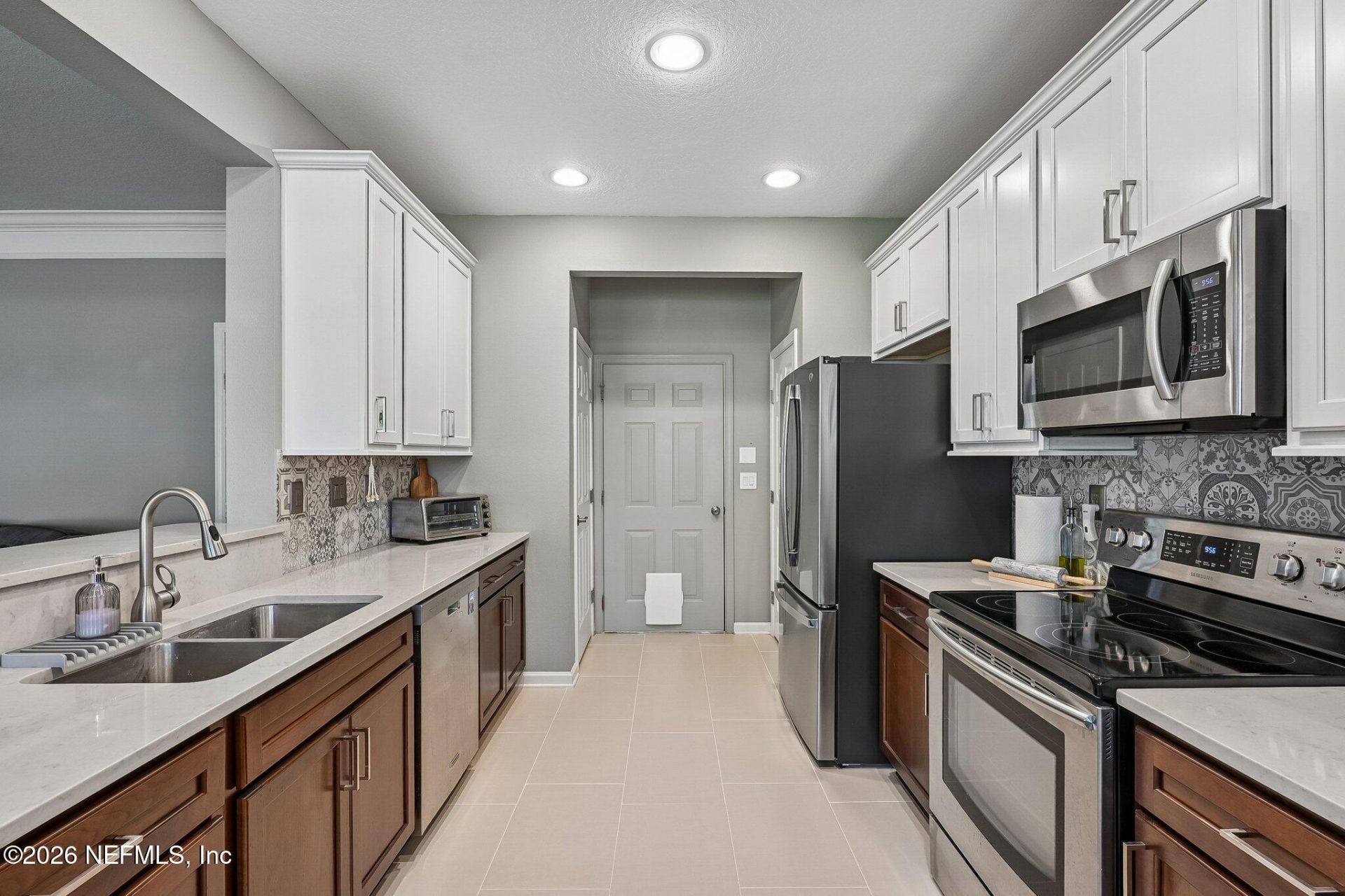 11211 Castlemain Circle N, Jacksonville, FL 32256 Photo