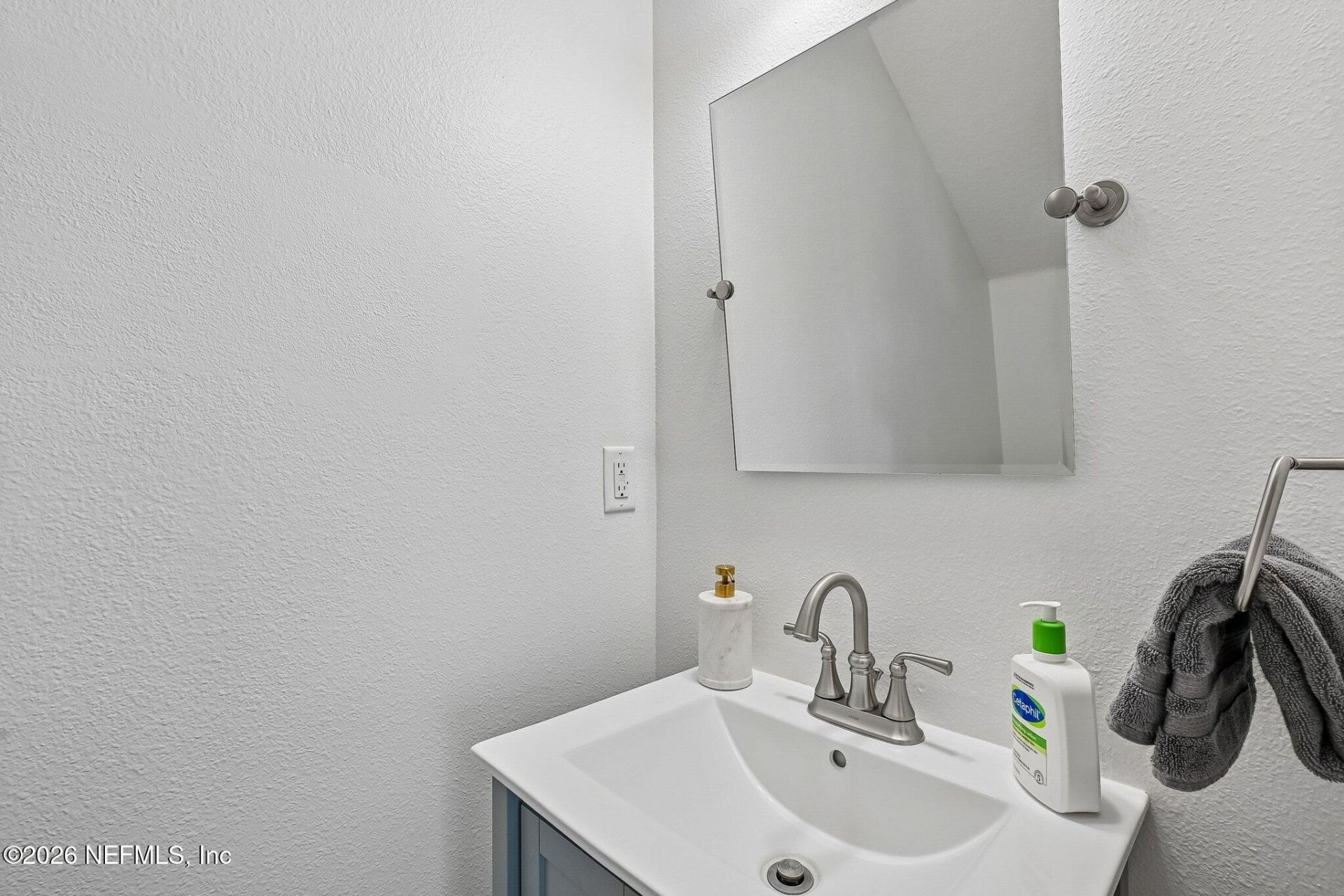 11211 Castlemain Circle N, Jacksonville, FL 32256 Photo