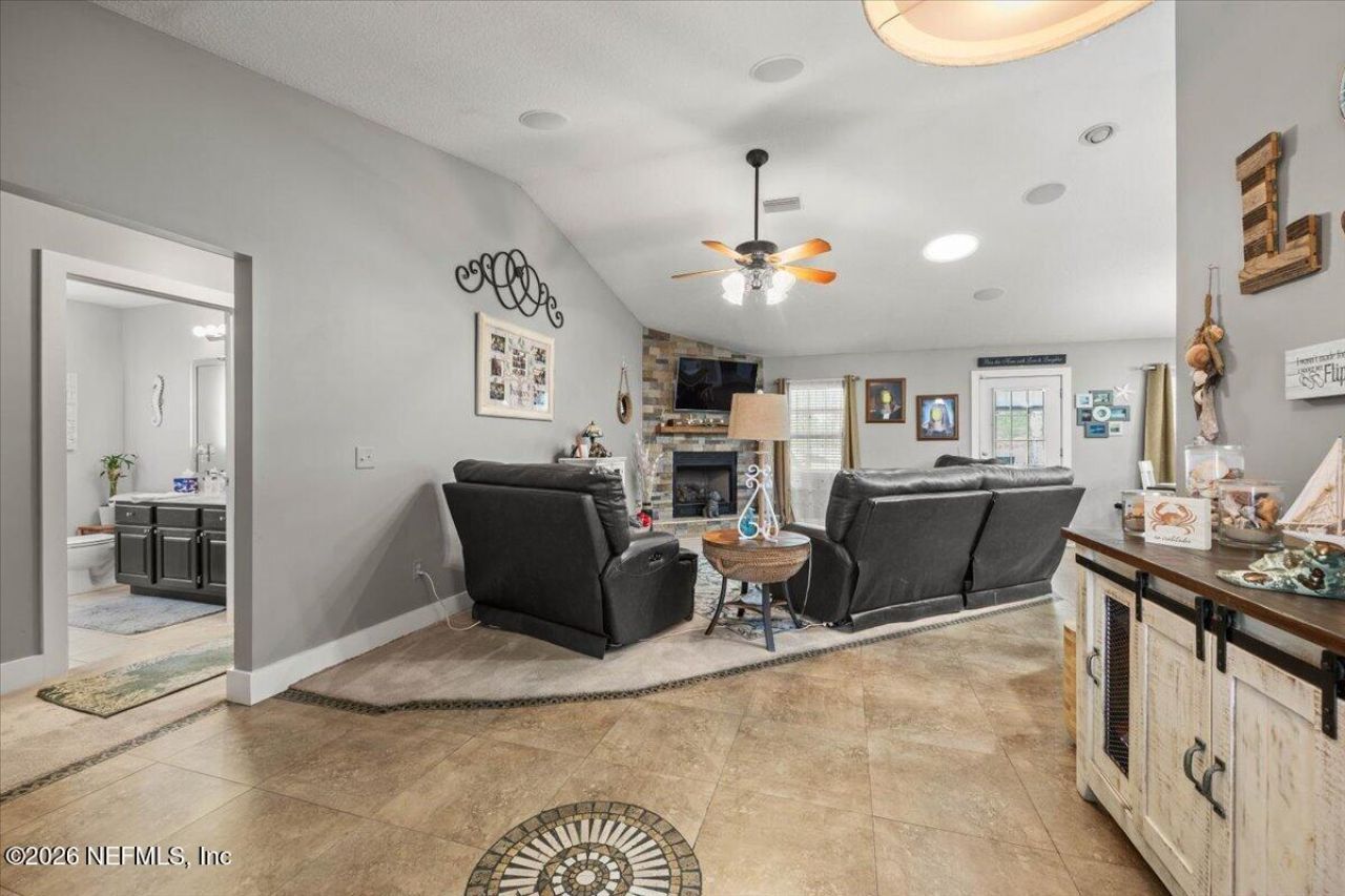 55062 Country Trail Drive, Callahan, FL 32011 Photo
