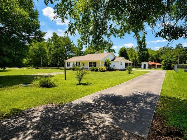11334 NW Robertson Mill Road , Bristol, FL 32321