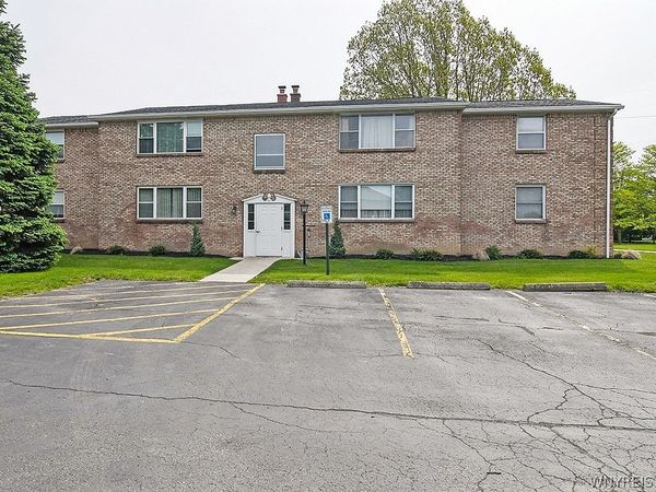 72 A Old Lyme Drive , Unit 1, Buffalo, NY 14221
