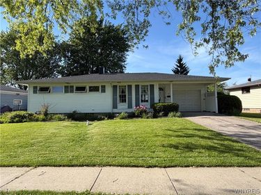 16 Sunset , Tonawanda, NY 14150