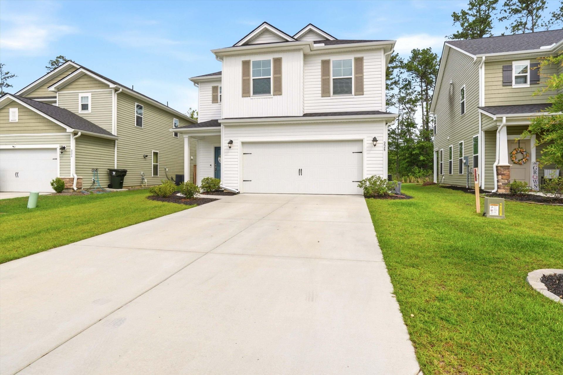 228 Wappoo Trace Lane Photo 4