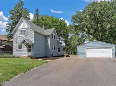 2219 Eldridge Avenue E, North Saint Paul, MN 55109