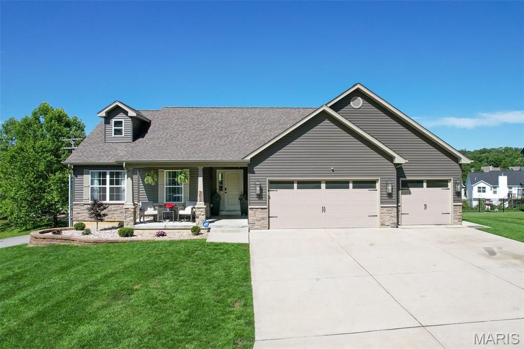 201 Auburn Ridge Drive , Troy, MO 63379 Main Photo