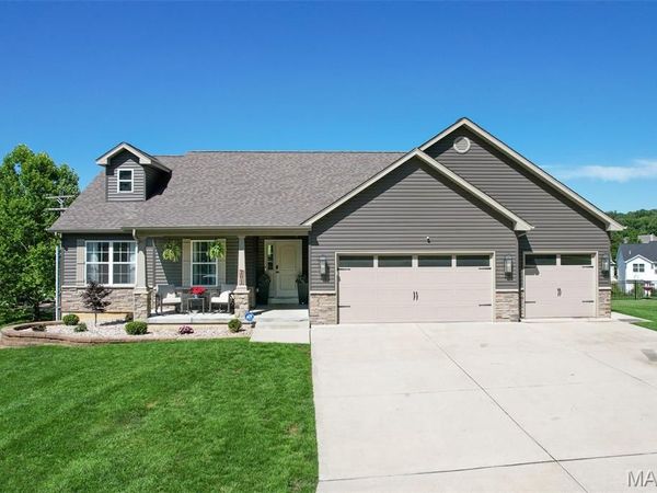 201 Auburn Ridge Drive , Troy, MO 63379
