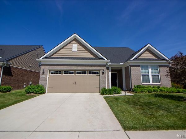 4897 Mayer St, CANTON, MI 48188