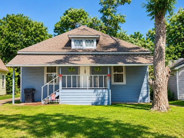 810 N 6th ST , Temple, TX 76501