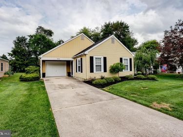 58 SHEFFIELD PLACE, SOUTHAMPTON, NJ 08088