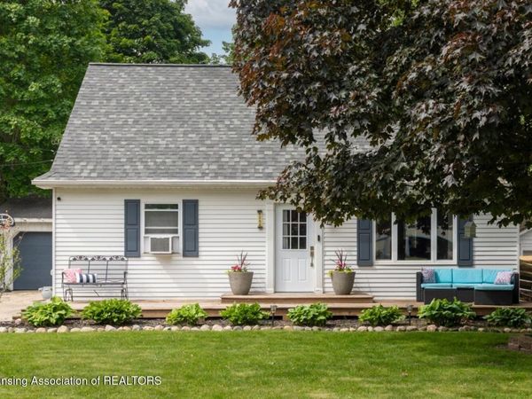 4206 Watson Avenue, Holt, MI 48842