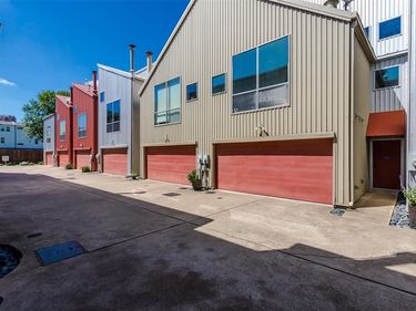 1429 Caddo Street, Unit B, Dallas, TX 75204