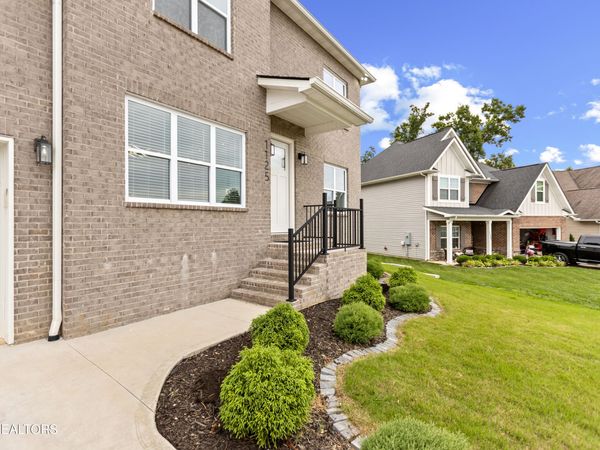 1125 Hamilton Farm Lane, Knoxville, TN 37932