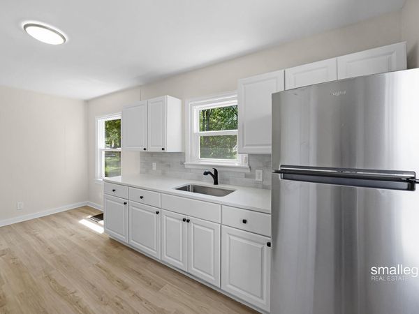 885 Oak Avenue, Muskegon, MI 49442