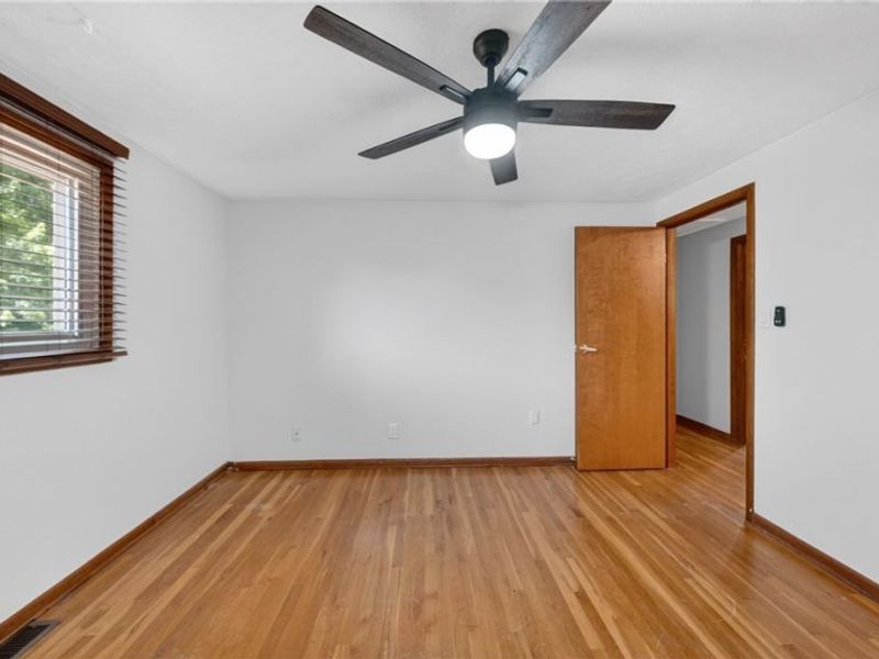 17796 Kingswood Drive , Chagrin Falls, OH 44023 Photo 26