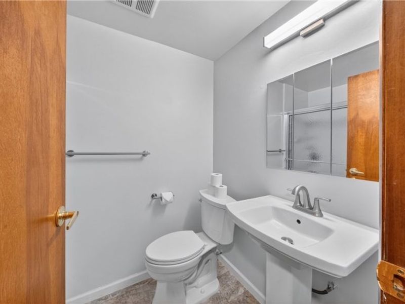 17796 Kingswood Drive , Chagrin Falls, OH 44023 Photo 30