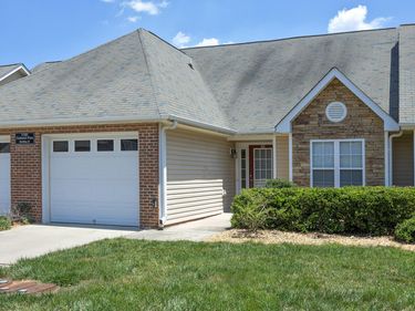 11381 Clubhaven Place, Unit 102, Raleigh, NC 27617