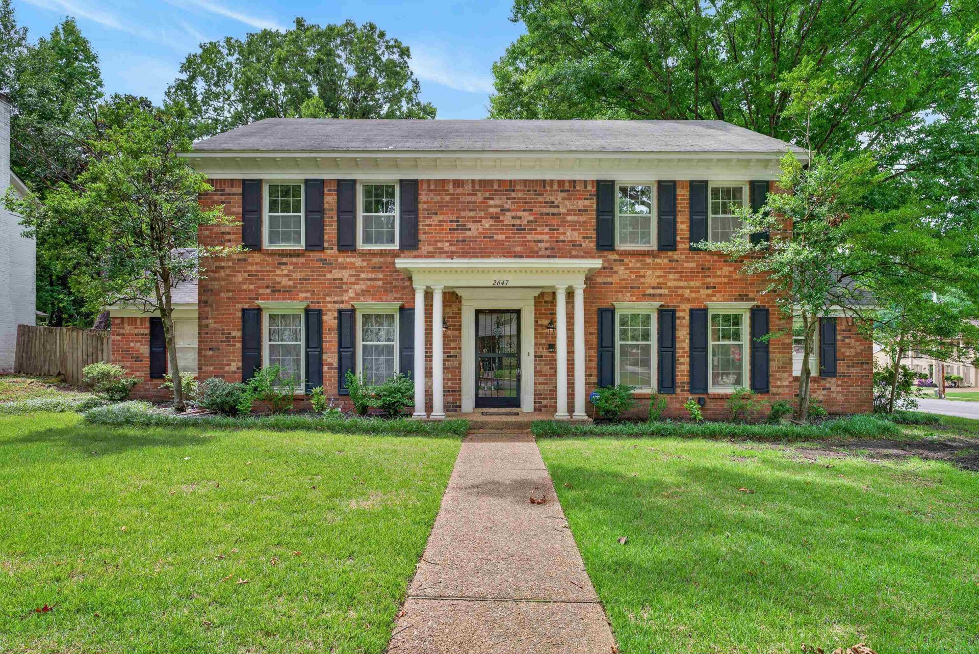 2647 Breenwood Ln, Memphis, TN 38119 Main Photo