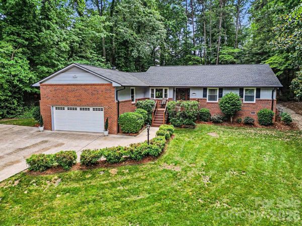4359 Lake Shore Road N, Denver, NC 28037