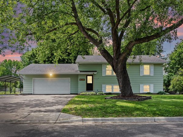 19815 Chili Avenue , Farmington, MN 55024