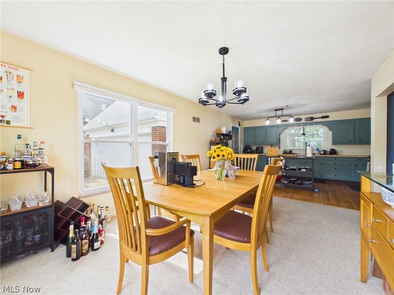 683 E Ford Avenue , Barberton, OH 44203 Photo 9