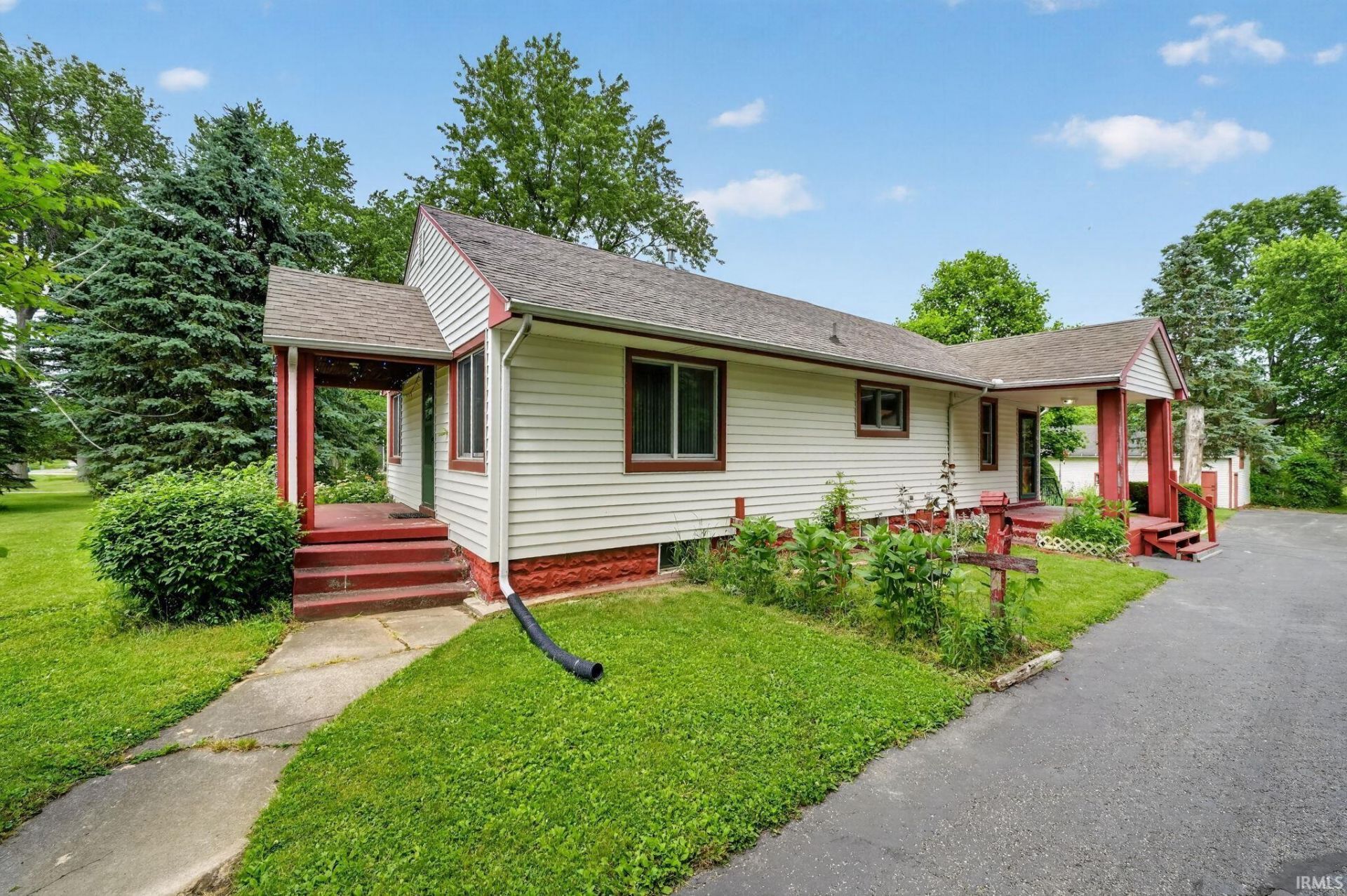62738 Miami Road, South Bend, IN 46614 Main Photo
