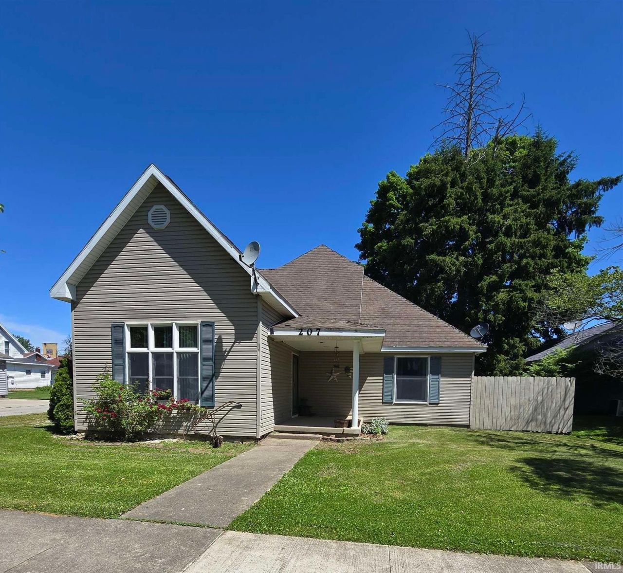 207 E Marion Street, Converse, IN 46919 Main Photo