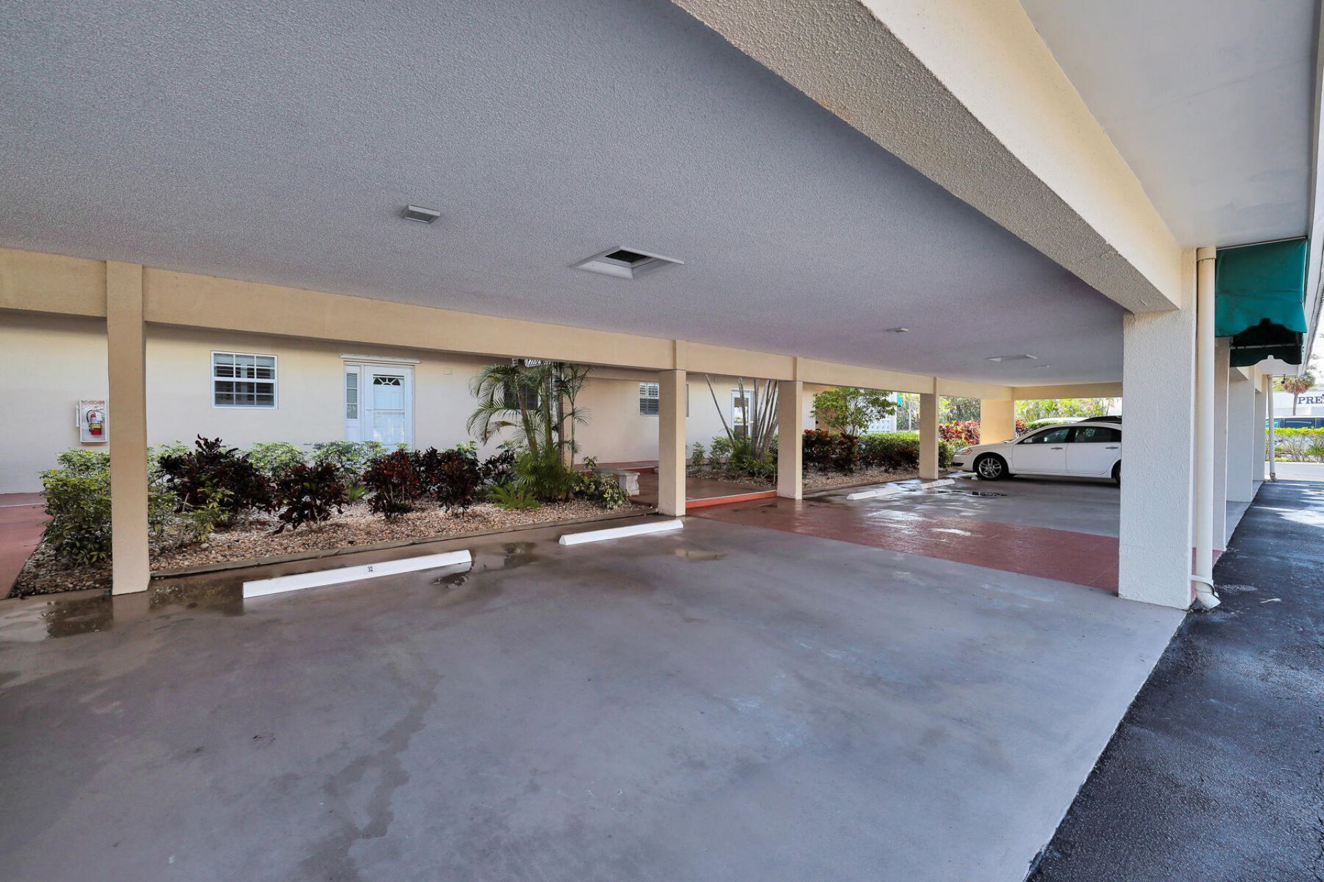 100 Waterway Road, Unit A303, Jupiter, FL 33469 Photo