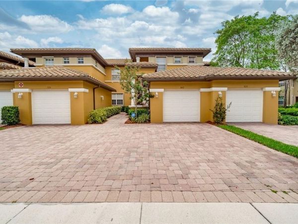 8012 NW 128th Lane, Parkland, FL 33076