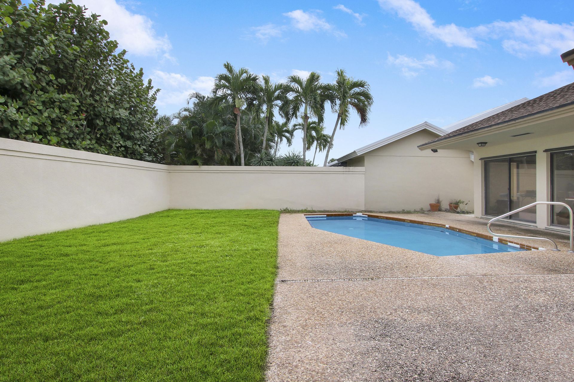 111 Seashore Drive, Jupiter, FL 33477 Photo