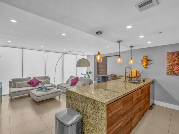 7601 E Treasure Drive, Unit 416, North Bay Village, FL 33141