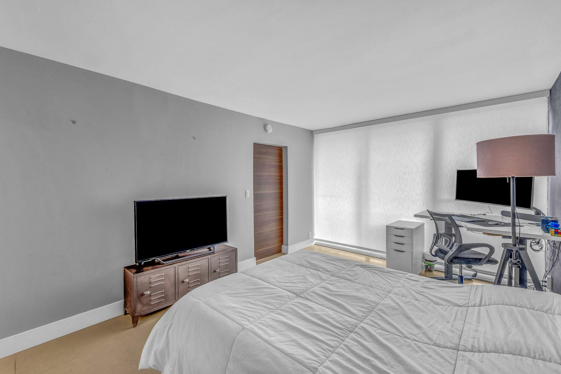 7601 E Treasure Drive, Unit 416, North Bay Village, FL 33141 Photo