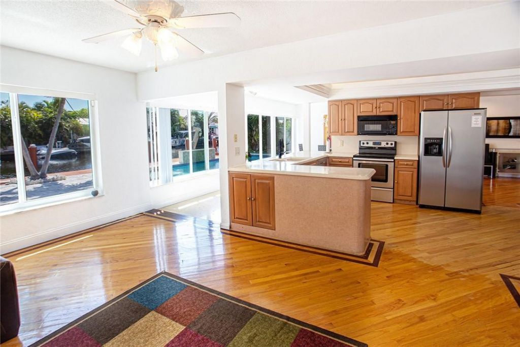 360 SE 12th Avenue, Pompano Beach, FL 33060 Photo