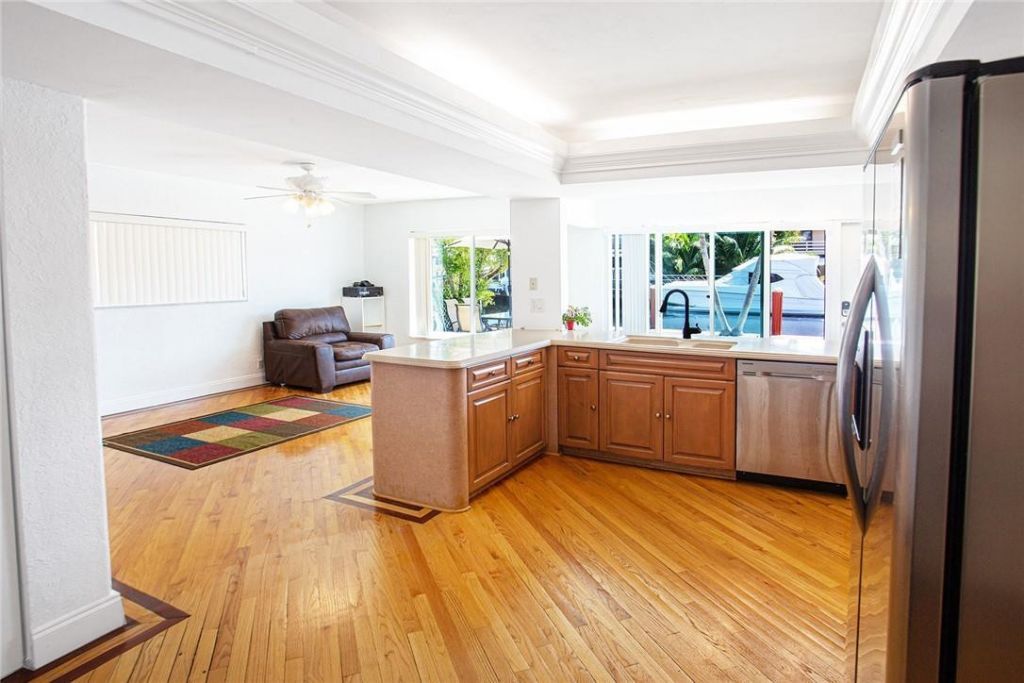 360 SE 12th Avenue, Pompano Beach, FL 33060 Photo