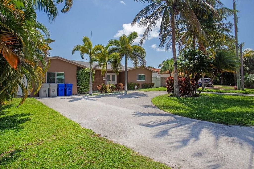 360 SE 12th Avenue, Pompano Beach, FL 33060 Photo