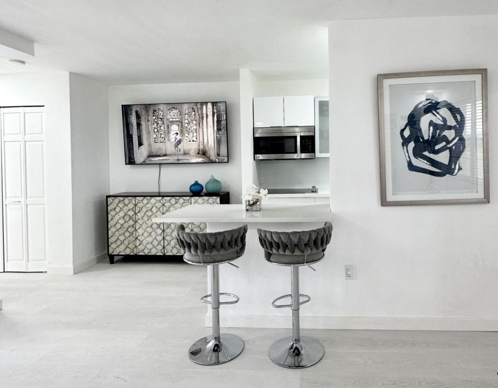 7904 West Drive, Unit 516, North Bay Village, FL 33141 Photo