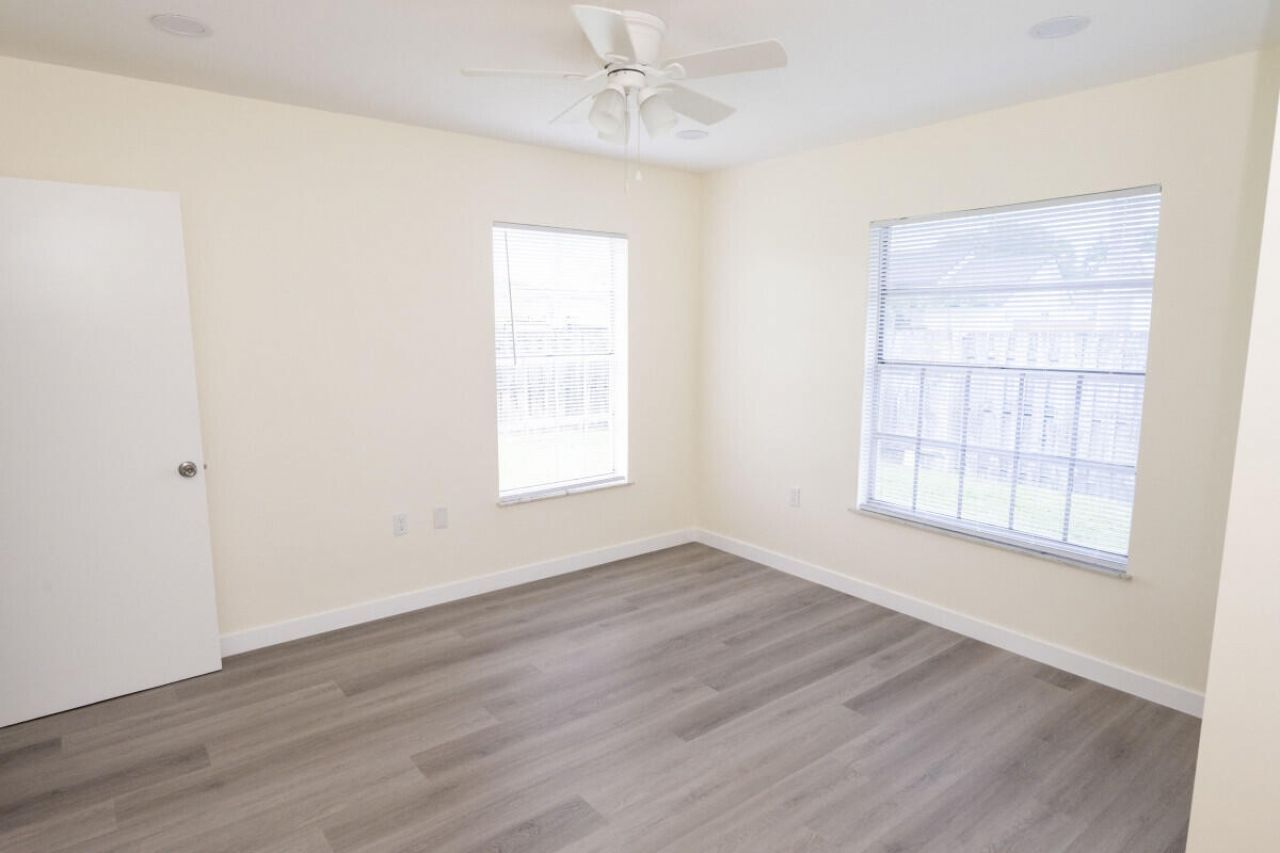 11500 NW 35th Place, Sunrise, FL 33323 Photo